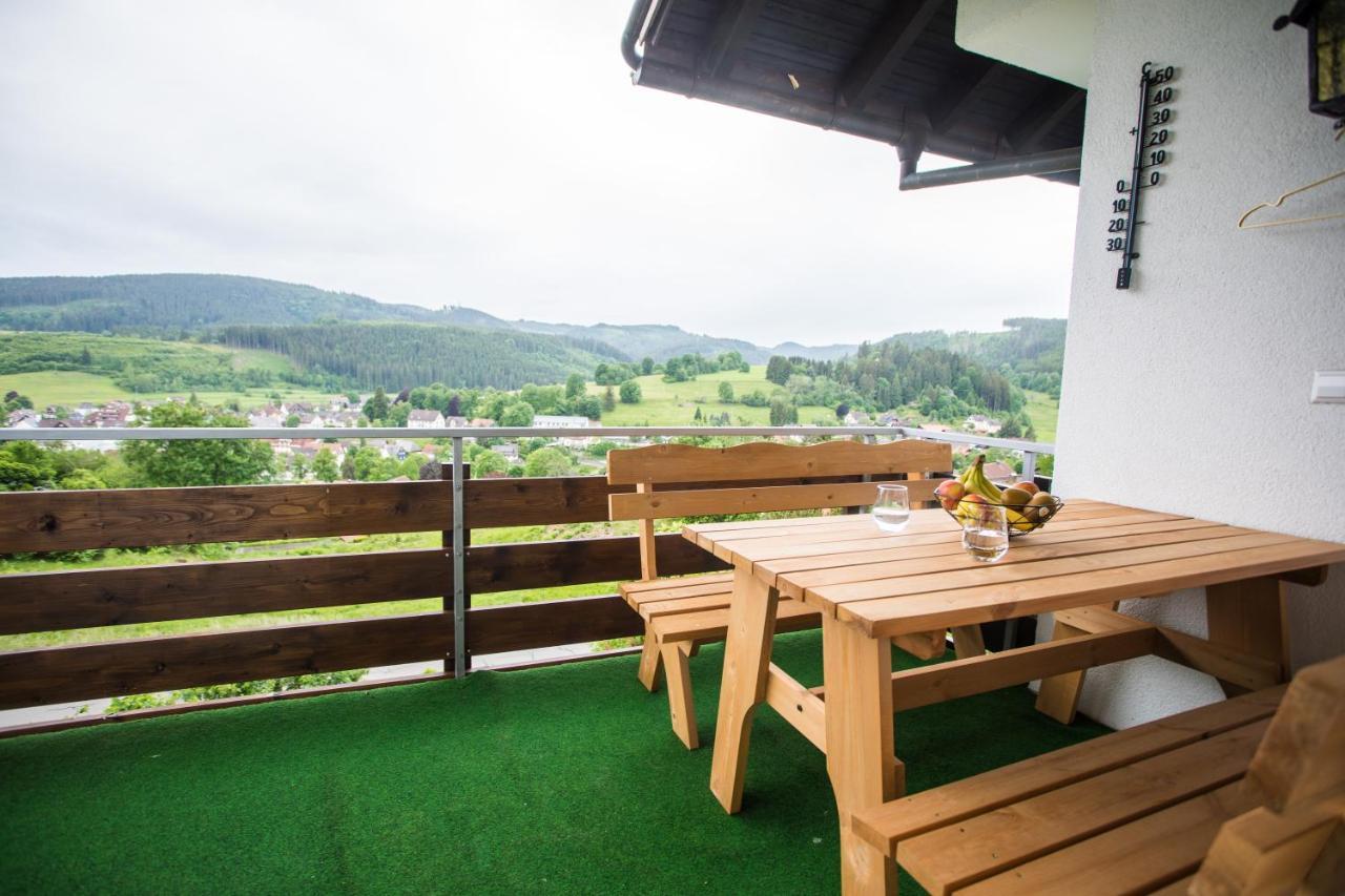 Appartamento Auszeit Im Schwarzwald Lenzkirch Esterno foto